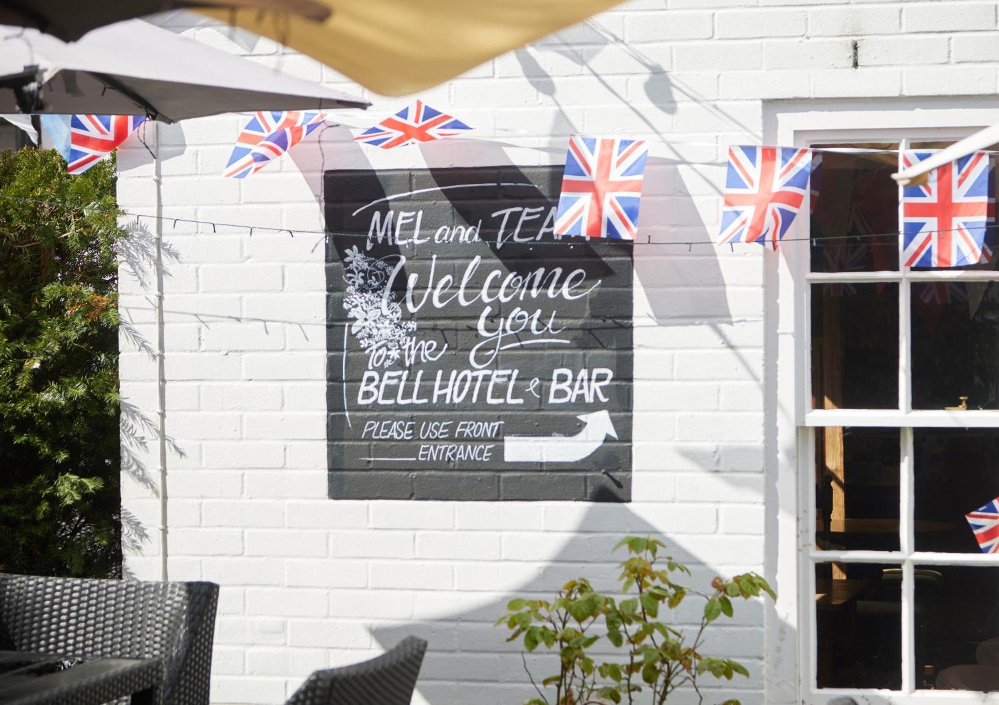 The Bell Hotel Woburn By Greene King Inns Exterior foto
